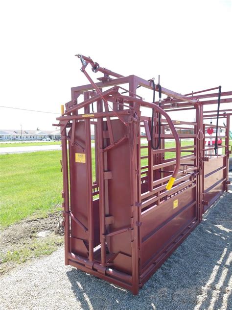 Equipment Cowco Cattle Chute Harolds Equipment