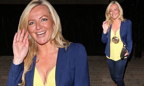 Ultimo S Michelle Mone Shows Off Cleavage In Dress As She Heads Out In London Daily Mail Online