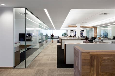 Bagaimana Desain Kantor Menceritakan Merek Anda Corporate Office Design