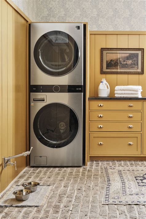 57 Designer Laundry Rooms That Would Make Chore Day Much Better Small