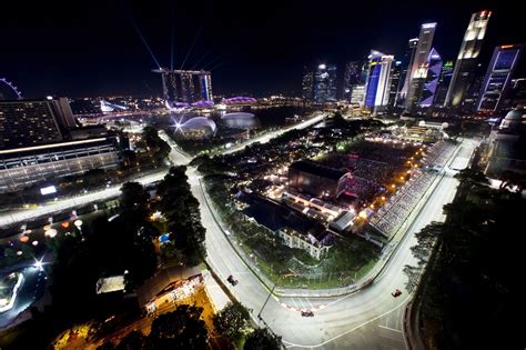 Singapore The First Night Time Event In F1 History