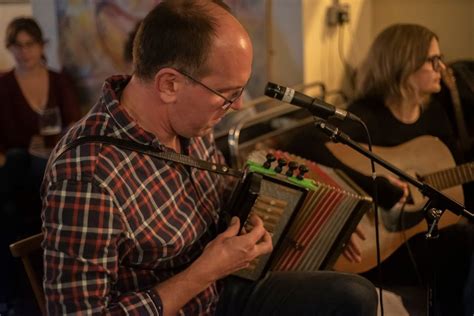 Traditional Irish Folk Sessions Thursdays The Grapes Bath April