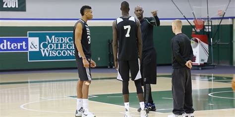 Giannis's youngest brother, alex antetokounmpo, who is 6'7 plans to skip college and play professionally in europe to prepare for the nba. Kevin Garnett Showed Up at Bucks Practice, Worked With ...