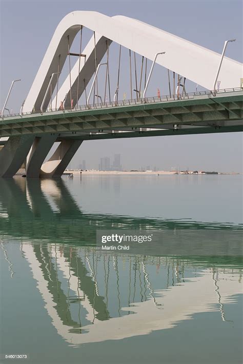 The Sheikh Zayed Bridge In Abu Dhabi High Res Stock Photo Getty Images