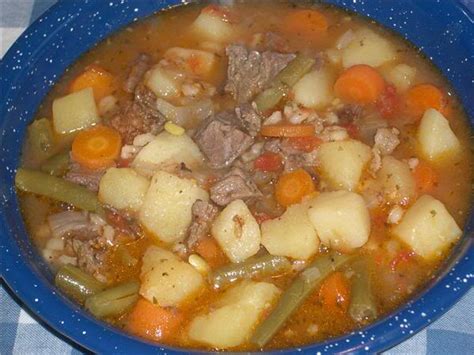 If you want to error on the generous side, with plenty of leftovers, aim for 2 people per rib. leftover prime rib stew