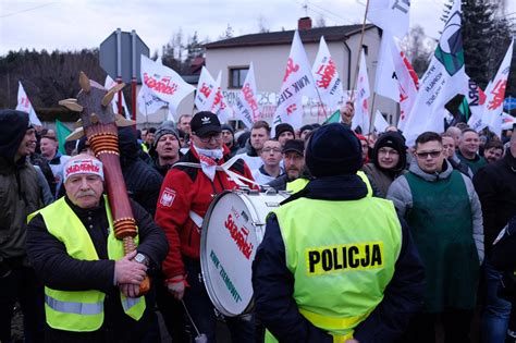 Protesty W Warszawie Na Ulice Wyjd Wkurzeni G Rnicy B D
