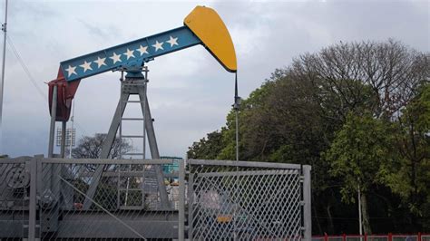 EE UU levanta temporalmente sanciones sobre el petróleo y el gas de