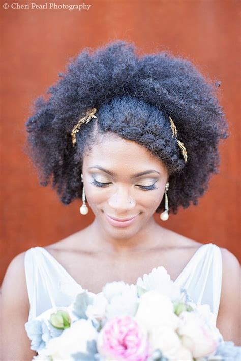 We are in awe with this mesmerizing yet straightforward hairdo. 468 best African American Wedding Hair images on Pinterest ...
