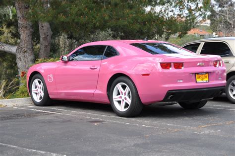 Pink Camaro Minus The Hello Kitty Pink Camaro Cool Cars Pretty In