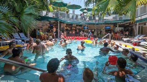 Sieben Chemie Absondern Island House Gay Resort Key West Sache Engel Konsens