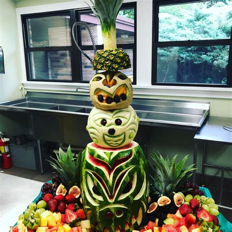 Find totem pole from a vast selection of hawaiian. Hawaiian Totem Pole | Fruit carving, Watermelon fruit, Carving