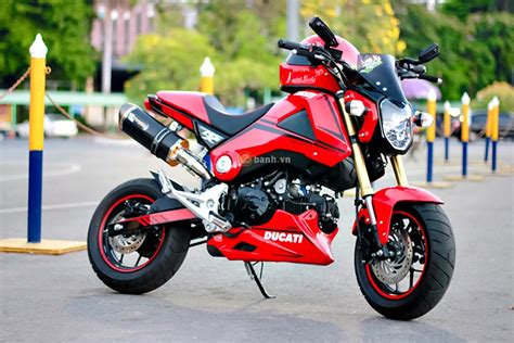 Ontdek de volledige technische specificaties van de honda van je dromen, met motorblok en aandrijving, afmetingen en gewicht, wielen, ophanging en remmen. Honda MSX 125 độ | 2banh.vn