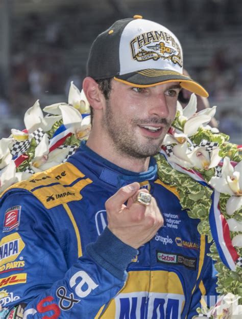 Photo Alexander Rossi Shows Off The Championship Ring After Winning