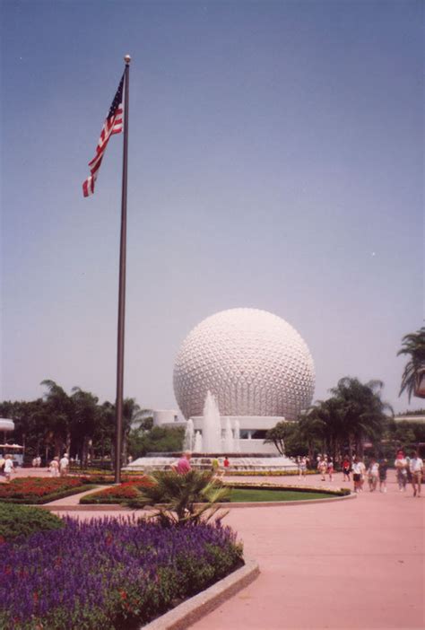 28 unforgettable shots of Disney in the early '90s | Orlando | Orlando