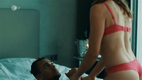 Nude Video Celebs Svenja Jung Sexy Die Chefin S10e05 2019