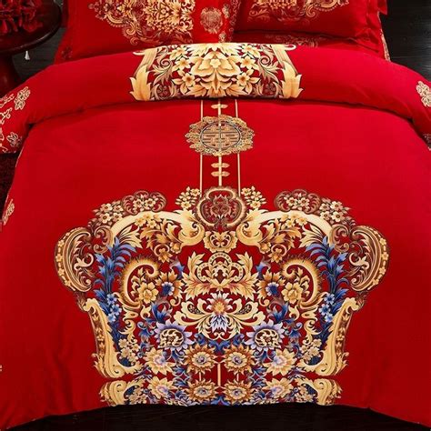 Red And Gold Crown Print Luxury Royal Style Noble Excellence Full