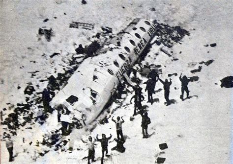 El Milagro De Los Andes 45 Años Del Accidente Aéreo Que Impactó Al
