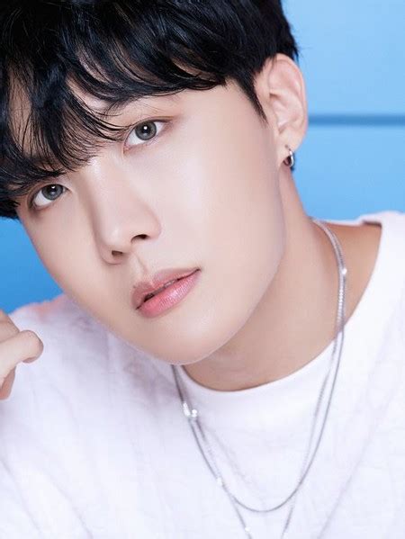 Bts x mcdonald's collaboration merchandise 2次予約販売決定! 「BTS（防弾少年団）」カムバックフォトの最後はJ-HOPE ...