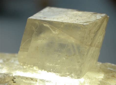 Physical Properties Of Minerals I: Crystals and Cleavage ...