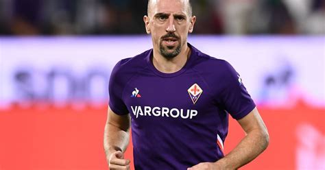 Fiorentina, Ribery practices with his teammates following injury