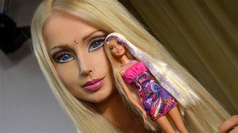 Mali By Zbierať Labe Human Barbie Without Makeup Nočná Mora Zúbkovaný