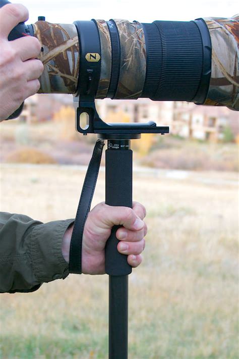 How To Use A Monopod