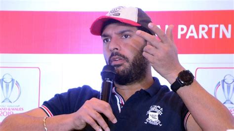 “blown Out Of Proportion ” Yuvraj Singh Says About His Appeal For Donations To Shahid Afridi