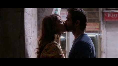 Rhea Chakraborty Kiss Scene Youtube