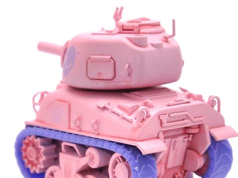Wwp M4a1 Sherman Pink Version With Resin Figure