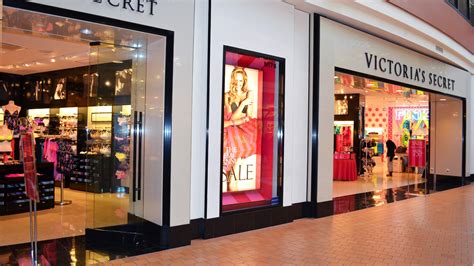 Victoria Secret Garden State Mall