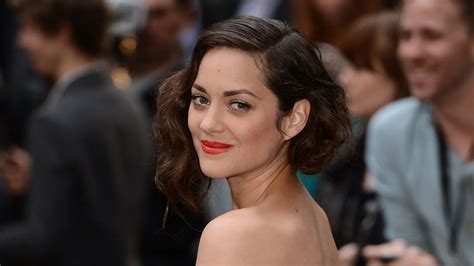 Marion Cotillard Un Regista Mi Ha Manipolata E Mi Ha Fatta Sentire Come Un Oggetto L Ho Odiato