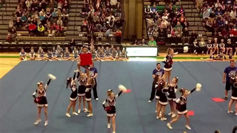 Centennial High School Cheer Team In Edina Mn Youtube