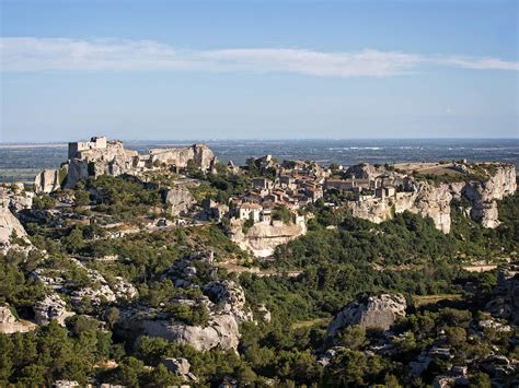Camping Les Baux de Provence, enjoy a stay in a camping Yelloh! Village
