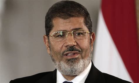 breaking egypt s ousted president mohamed morsi collapses dies in court the trent