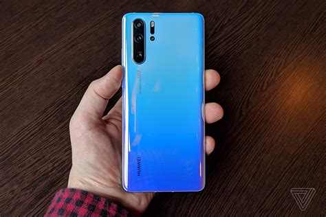 Huaweis P30 Pro Is A Photographic Powerhouse With A Tiny Notch The Verge