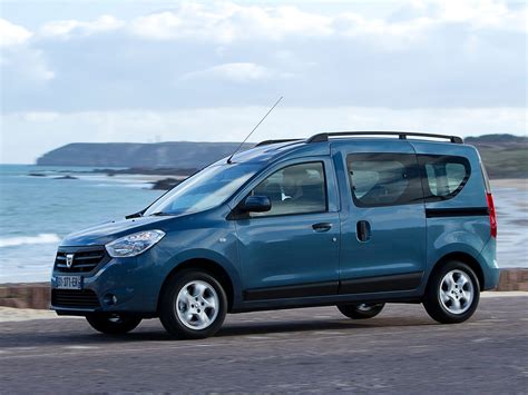 Il vous offre également une foule d'avantages sur mesure et des conseils personnalisés. 2013 Dacia Dokker | Download Gambar Mobil