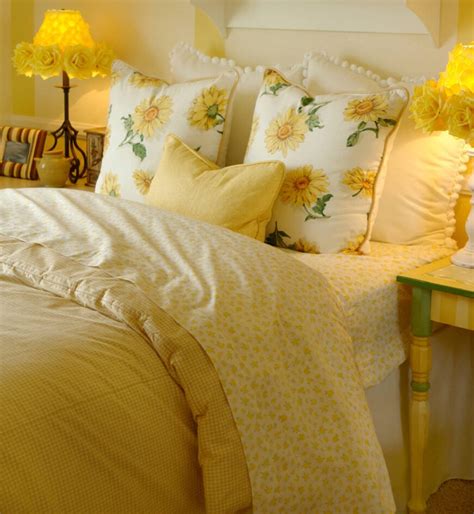 50 Decorative King And Queen Bed Pillow Arrangements And Ideas Pictures