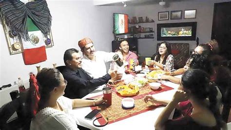 Familias De Mérida Celebran El Grito De Independencia Con Reuniones