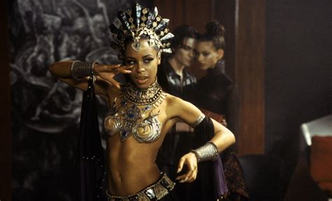 Cult Classics Remembering Aaliyahs Iconic Queen Akasha In Queen Of