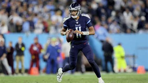 Ex Steelers Qb Josh Dobbs To Start For Titans Vs Jaguars