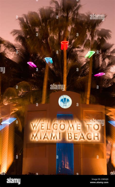 Welcome To Miami Beach Sign Miami Beach Florida Usa Stock Photo Alamy