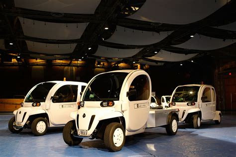 Us Army Unveils Electric Vehicle Fleet