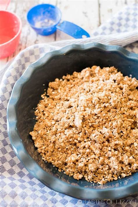 Making it from scratch doesn't need to be difficult, and it's so much butter crusts are still nice and flaky, and incredibly easy to work with, making them perfect for the first time pie crust maker. Easy Oatmeal Pie Crust - Tastes of Lizzy T's