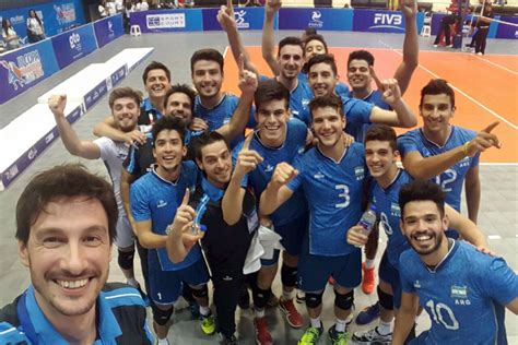 Los mayores logros conseguidos son la medalla de bronce en el campeonato mundial de 1982 y en los. Mundial Sub 23 masculino: Argentina ya tiene su lista para ...