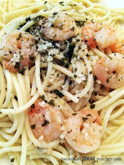 My favorite thing on the menu was the shrimp scampi. Red Lobster Shrimp Scampi | Passionate Penny Pincher