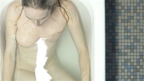 Nude Video Celebs Mille Lehfeldt Nude Smukke Mennesker 2010