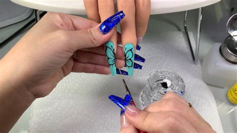 How To Freehand Butterfly Nails Youtube