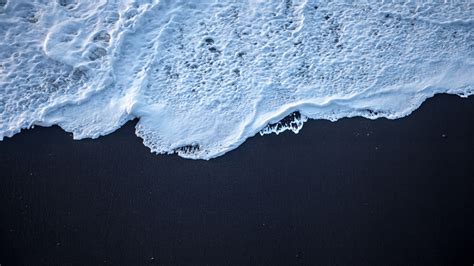 Обои пляж черный песок песок берег побережье K Ultra HD бесплатно заставка x