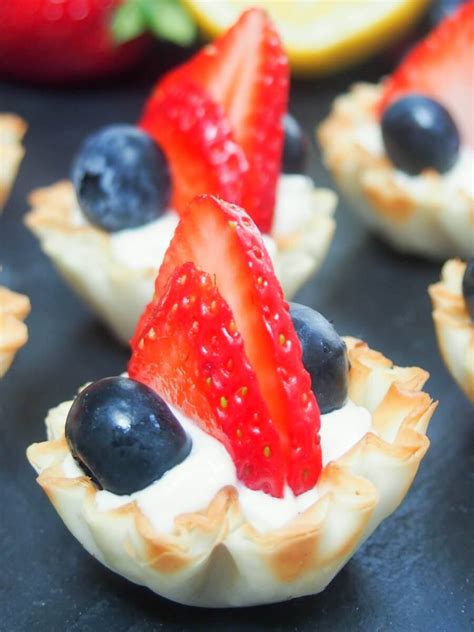 Berry Phyllo Cups With Lemon Cheesecake Cream Carolines Cooking Tech