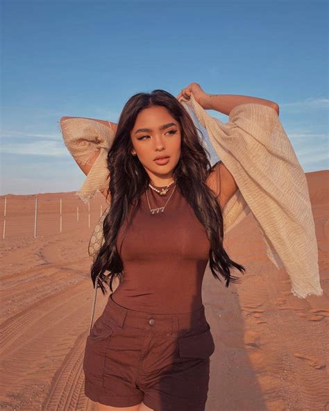 Andrea Brillantes Wore Simple Yet Sultry Desert Ootds In Dubai